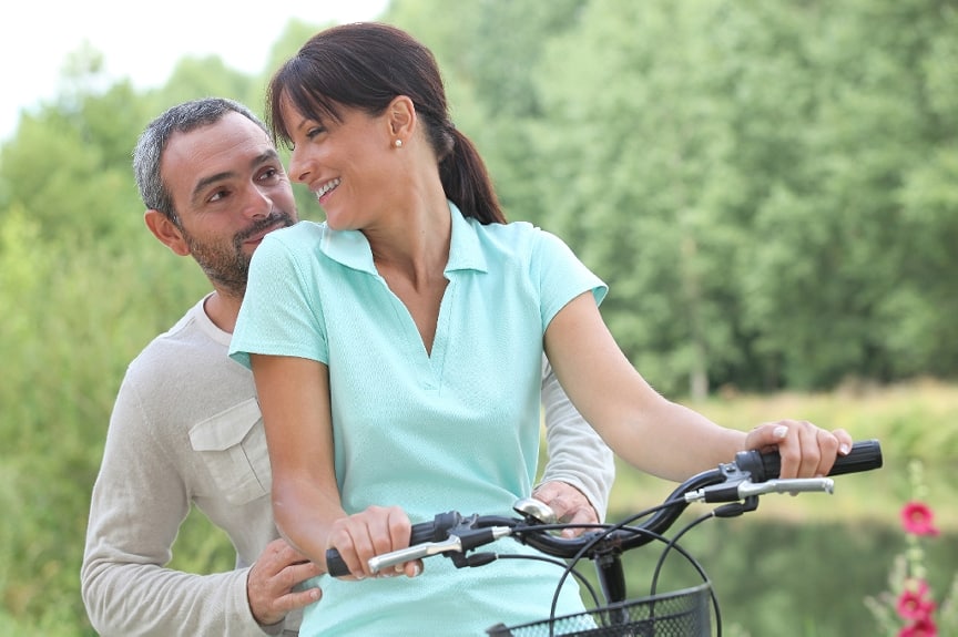 biking couple